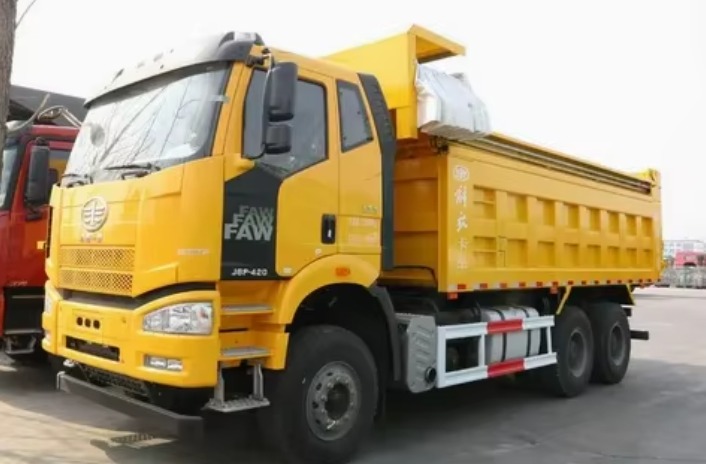 USED FAW  6X4  340 HP DUMP TRUCK